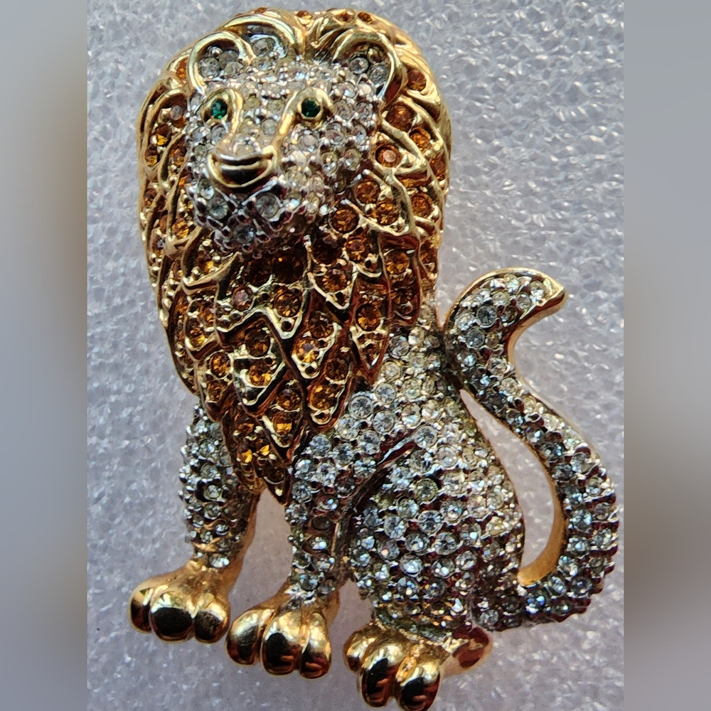 Brooch - Picture 2 of 2